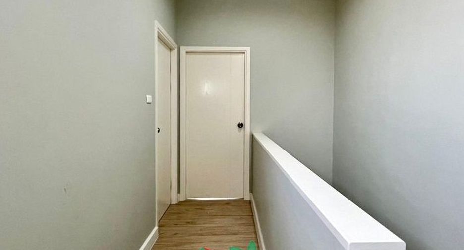 For sale 3 ベッドルーム townhouse in Min Buri, Bangkok
