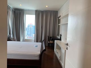 For rent 4 bed condo in Watthana, Bangkok