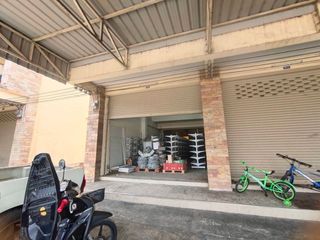 For sale retail Space in Bang Kruai, Nonthaburi