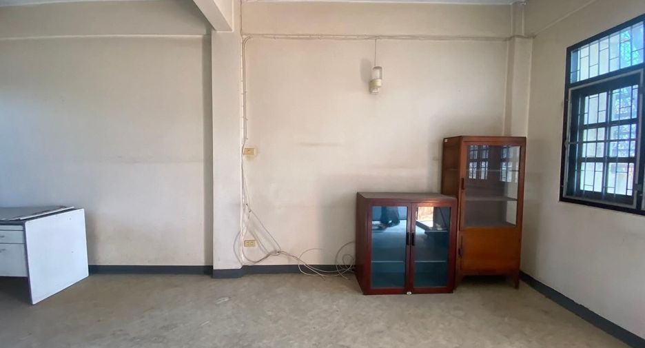 For sale retail Space in Samphanthawong, Bangkok
