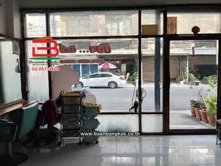 For sale 4 bedrooms retail Space in Sai Mai, Bangkok