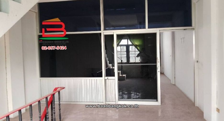 For sale 4 bedrooms retail Space in Sai Mai, Bangkok