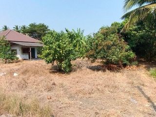 Grundstück zum Kauf in Krathum Baen, Samut Sakhon