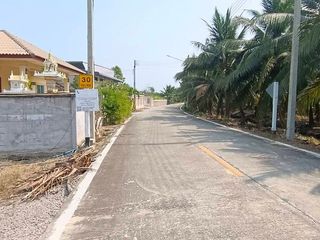 Grundstück zum Kauf in Krathum Baen, Samut Sakhon