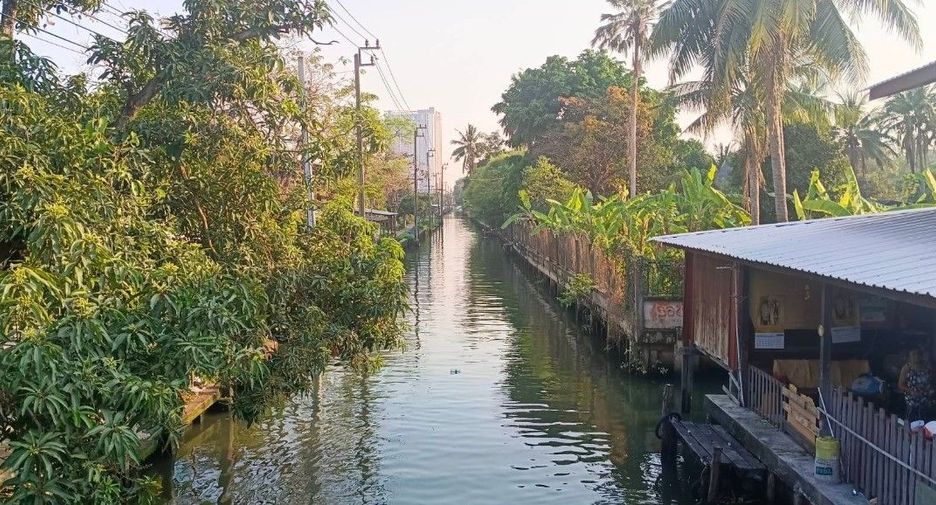 For sale land in Phasi Charoen, Bangkok