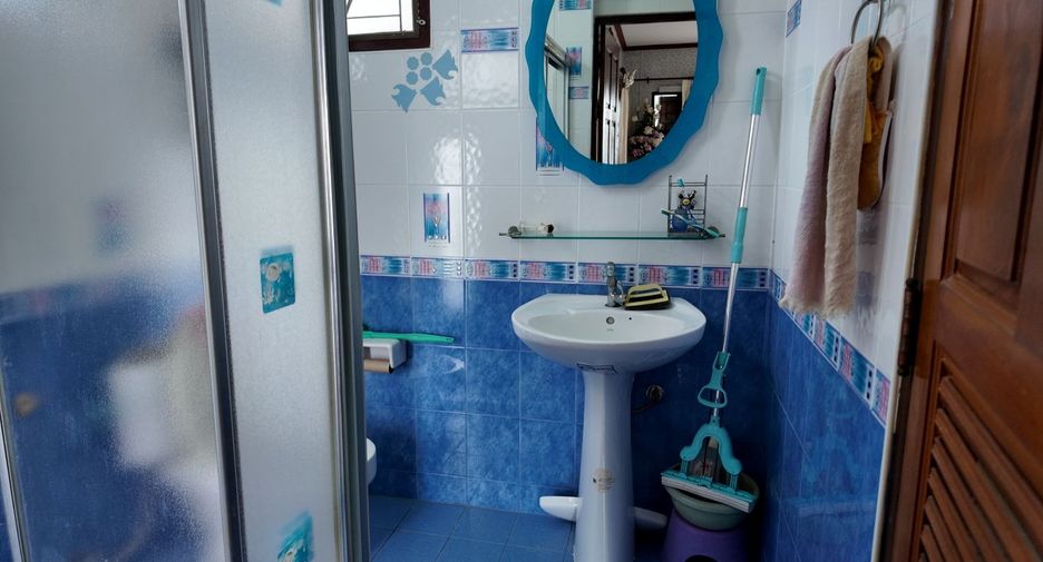 Casa en venta de 4 habitaciones en Sattahip, Chonburi