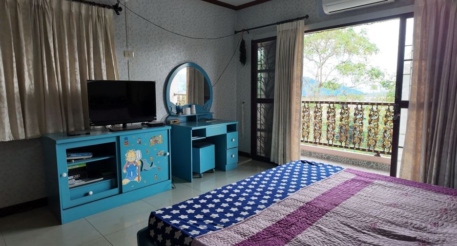 Casa en venta de 4 habitaciones en Sattahip, Chonburi
