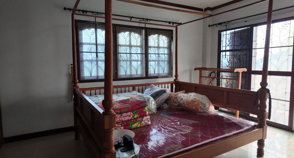 Casa en venta de 4 habitaciones en Sattahip, Chonburi