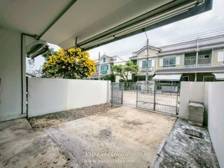 Casa adosada en alquiler de 2 habitaciones en Bang Phli, Samut Prakan