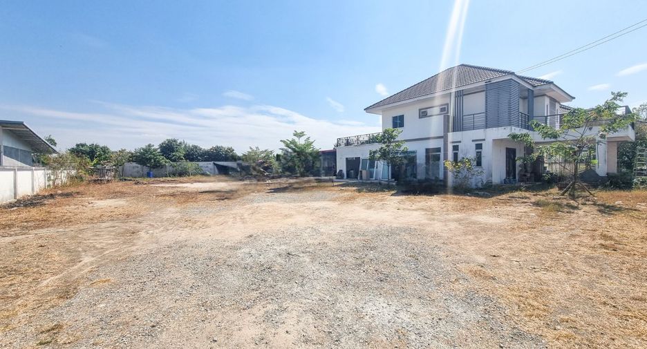 For sale 3 bed house in Phan Thong, Chonburi