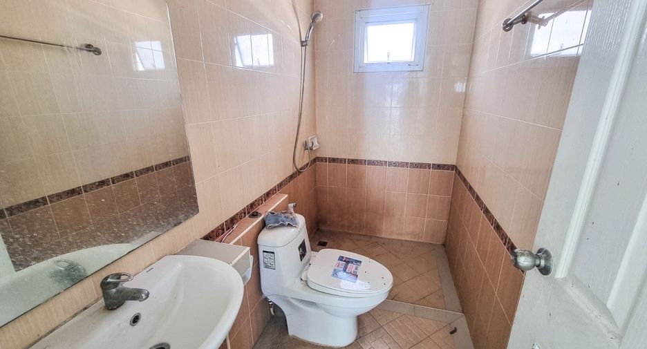 For sale 3 bed house in Phan Thong, Chonburi