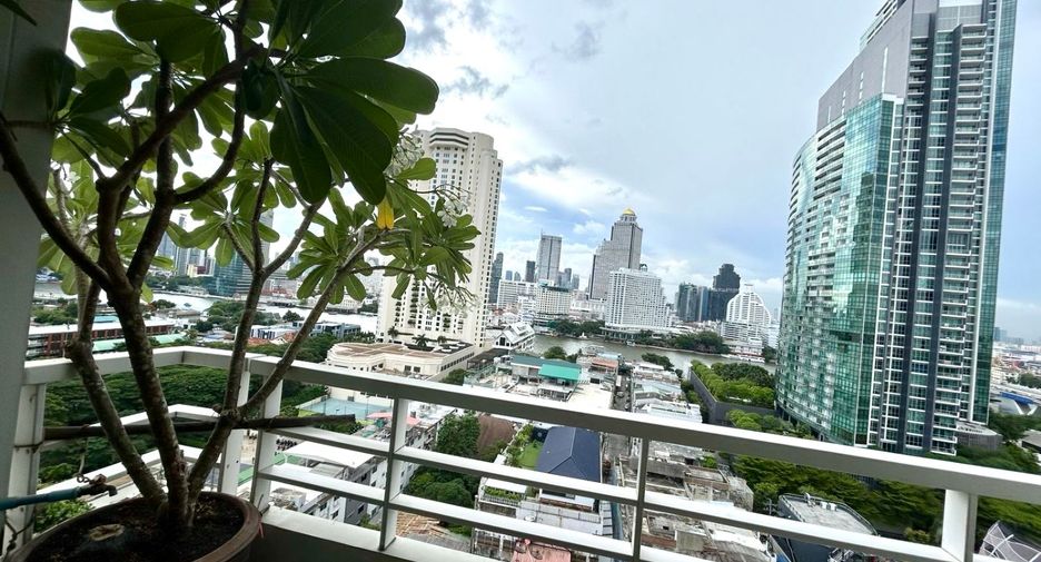 For sale 2 bedrooms condo in Khlong San, Bangkok