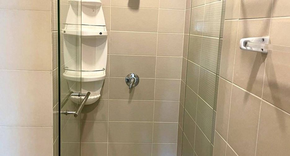 For rent and for sale 2 bedrooms condo in Khlong San, Bangkok