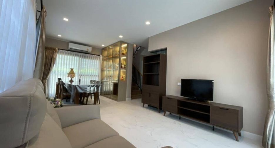 For sale 4 bed house in Mueang Nonthaburi, Nonthaburi