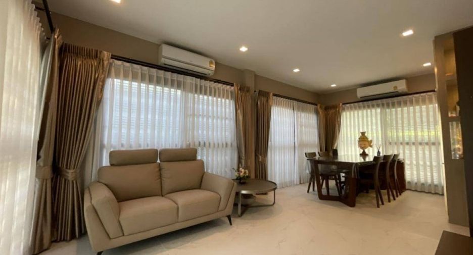 For sale 4 bed house in Mueang Nonthaburi, Nonthaburi