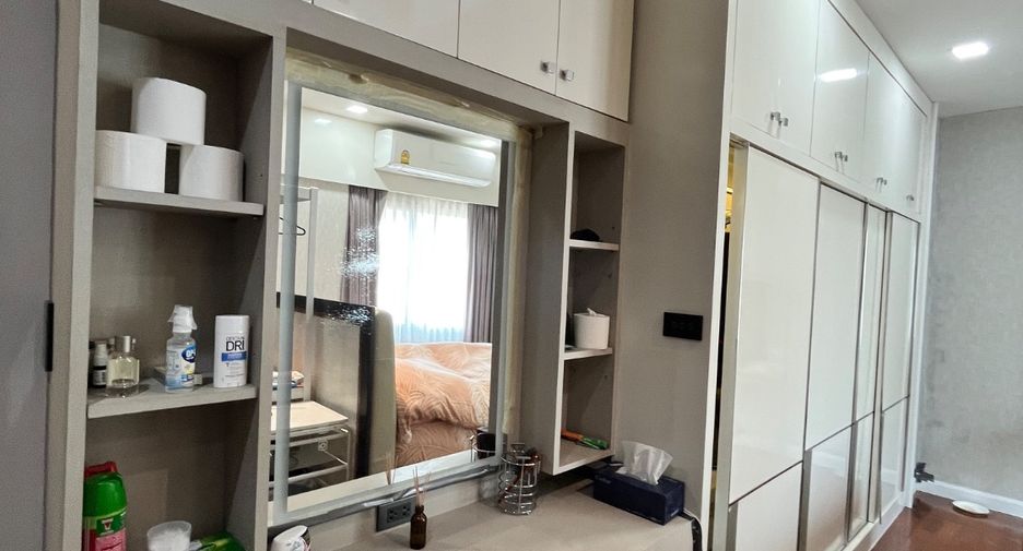 For sale 4 bedrooms house in Pak Kret, Nonthaburi