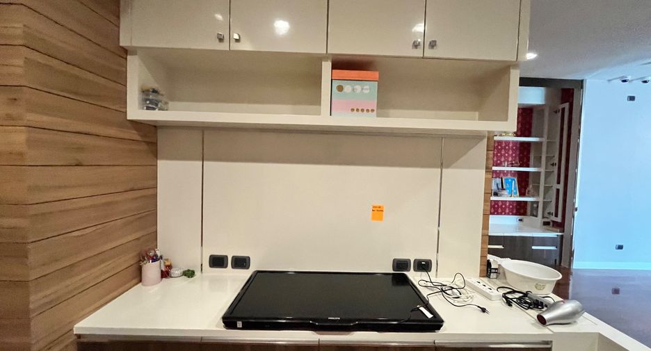 For sale 4 bedrooms house in Pak Kret, Nonthaburi