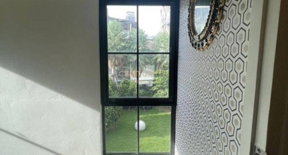Casa en venta de 1 habitaciones en Yan Nawa, Bangkok
