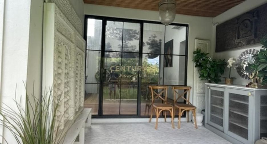 Casa en venta de 1 habitaciones en Yan Nawa, Bangkok