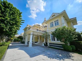 For sale 4 Beds house in Lat Phrao, Bangkok