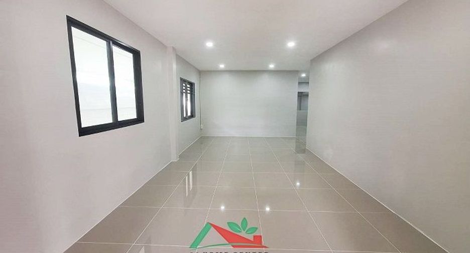 For sale 2 bed house in Mueang Nonthaburi, Nonthaburi