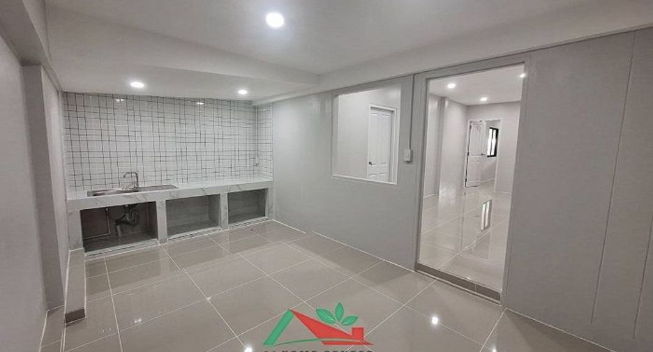 For sale 2 bed house in Mueang Nonthaburi, Nonthaburi