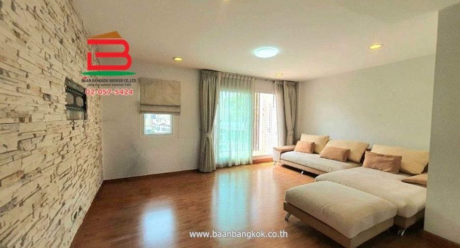 Reihenhaus zum Kauf mit 3 Zimmer in Sai Mai, Bangkok