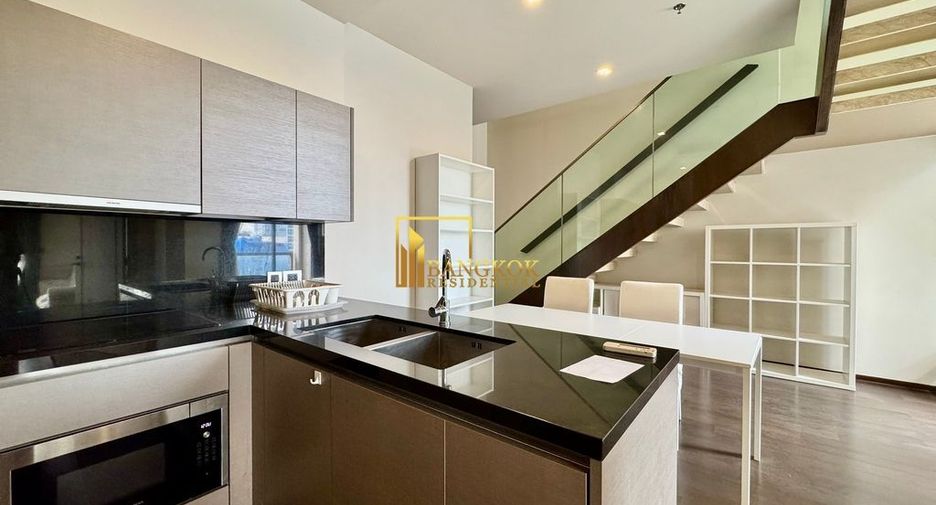 For rent 2 bedrooms condo in Khlong Toei, Bangkok