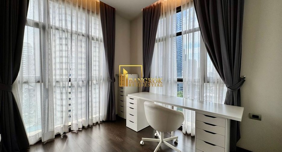 For rent 2 bedrooms condo in Khlong Toei, Bangkok