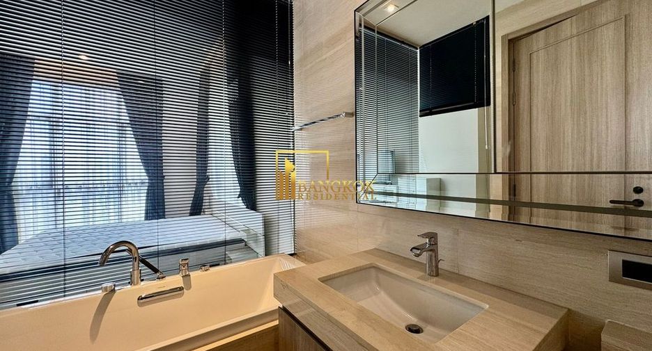 For rent 2 bedrooms condo in Khlong Toei, Bangkok