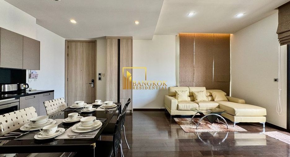 For rent 2 bedrooms condo in Khlong Toei, Bangkok