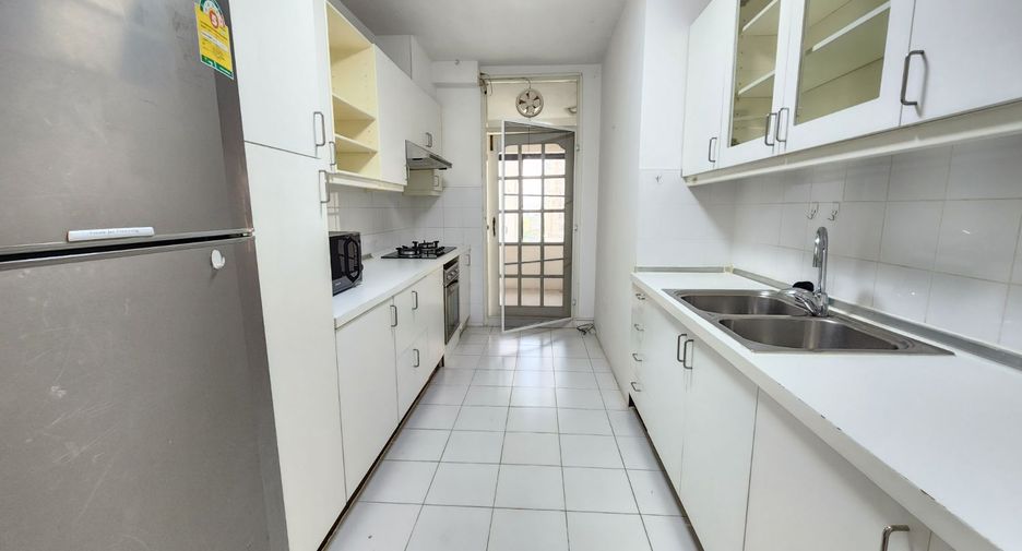 Apartamento en alquiler de 3 habitaciones en Pathum Wan, Bangkok