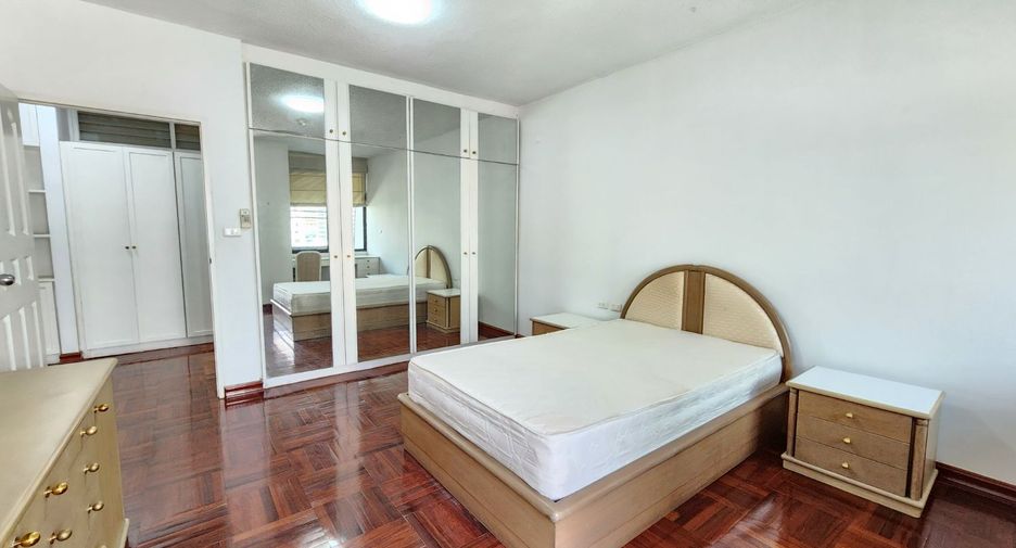 Apartamento en alquiler de 3 habitaciones en Pathum Wan, Bangkok
