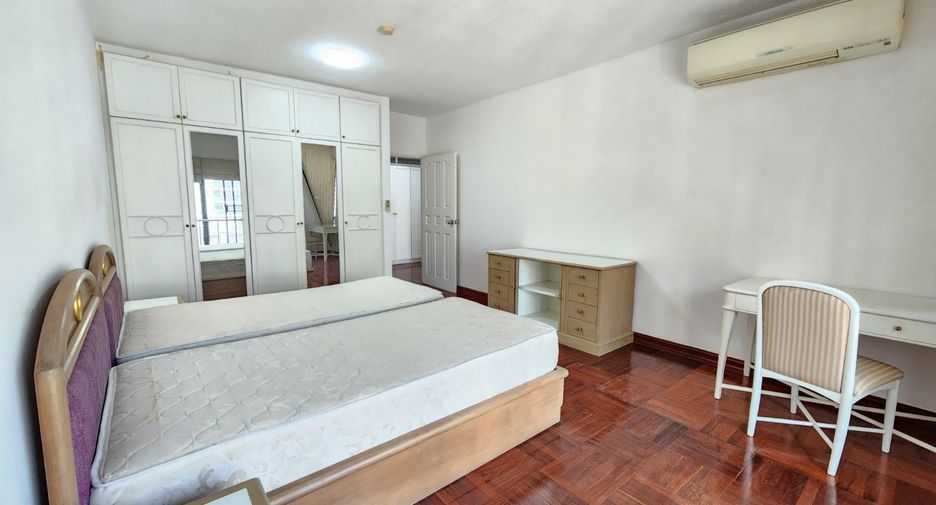 Apartamento en alquiler de 3 habitaciones en Pathum Wan, Bangkok