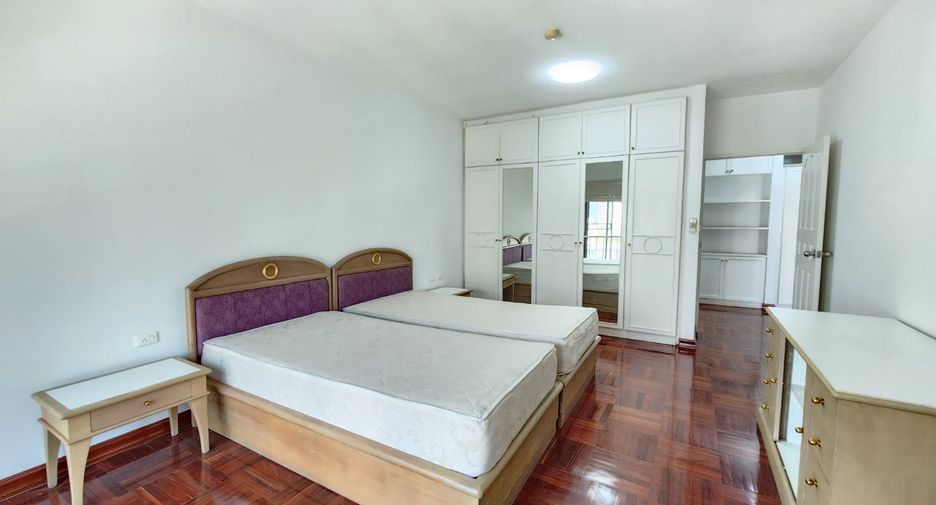 Apartamento en alquiler de 3 habitaciones en Pathum Wan, Bangkok