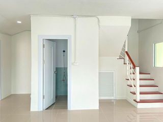 For sale 5 bedrooms townhouse in Bang Khun Thian, Bangkok