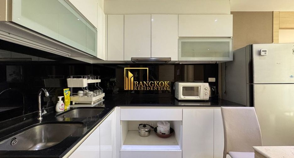 For rent 2 bedrooms condo in Sathon, Bangkok