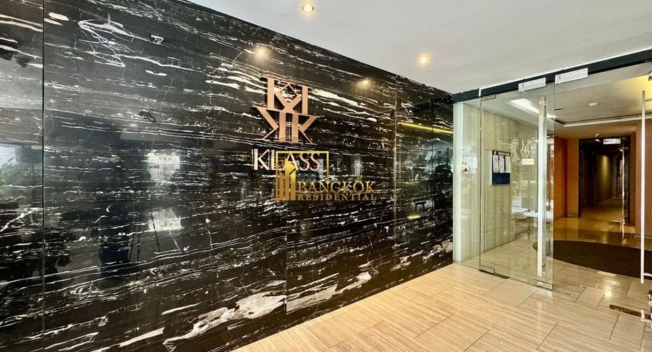 For rent 2 bedrooms condo in Sathon, Bangkok
