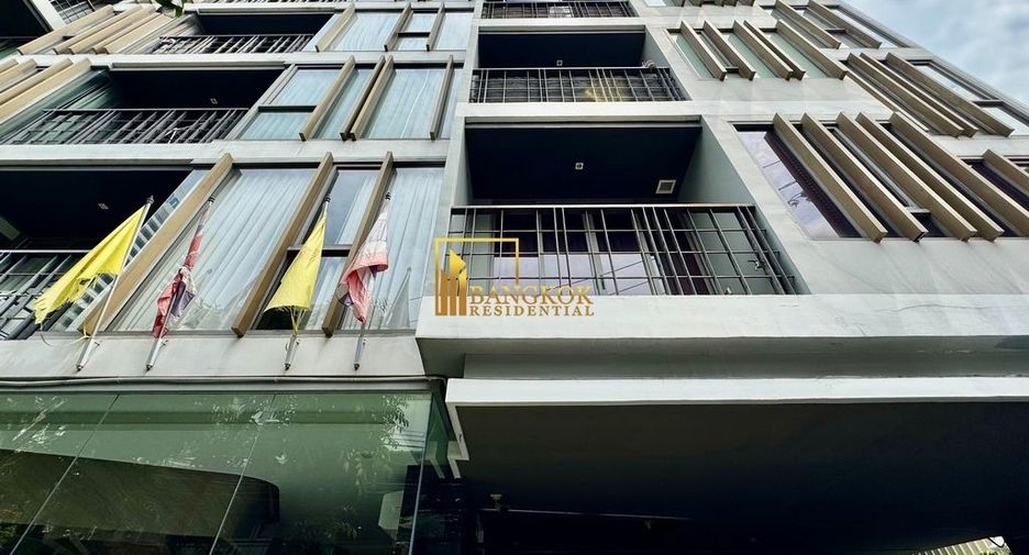 For rent 2 bedrooms condo in Sathon, Bangkok