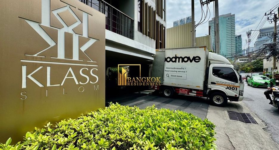 For rent 2 bedrooms condo in Sathon, Bangkok