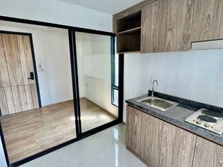 出售 1 卧室 公寓 在 Pluak Daeng, Rayong