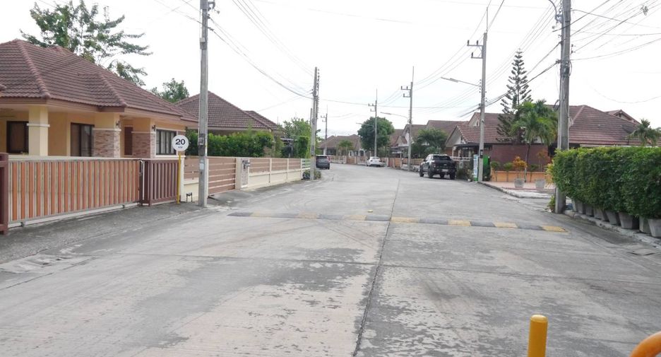 For sale 3 bedrooms house in Phan Thong, Chonburi