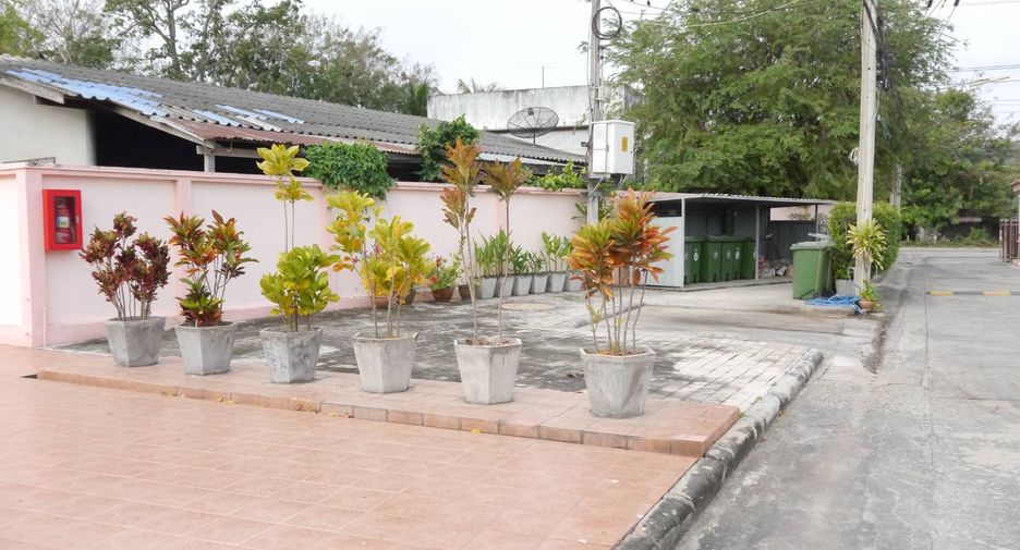 For sale 3 bedrooms house in Phan Thong, Chonburi