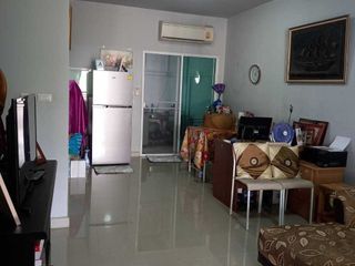 For sale 2 bedrooms townhouse in Khlong Sam Wa, Bangkok