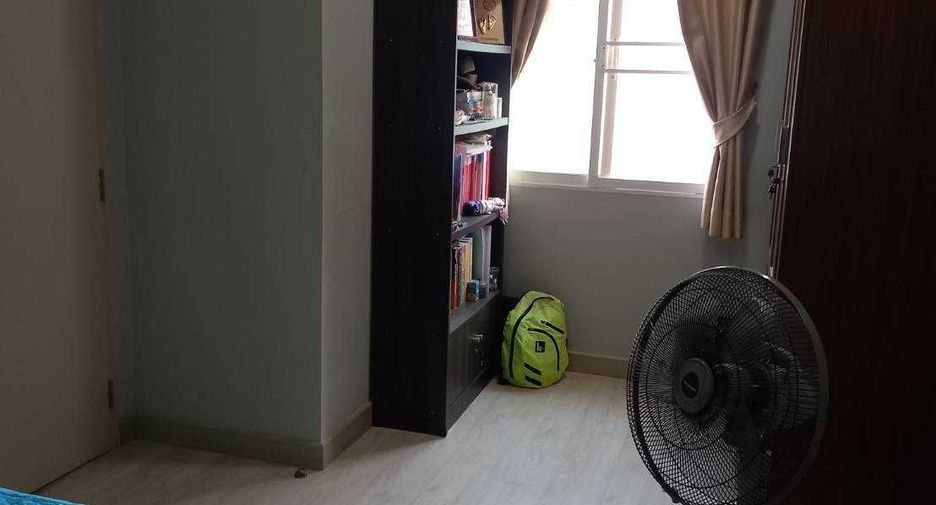 For sale 2 ベッドルーム townhouse in Khlong Sam Wa, Bangkok