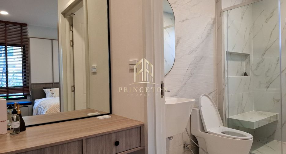 For rent and for sale 4 bedrooms house in Saphan Sung, Bangkok
