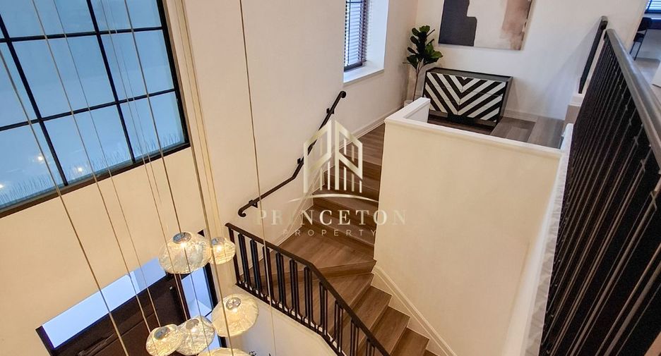 For rent and for sale 4 bedrooms house in Saphan Sung, Bangkok