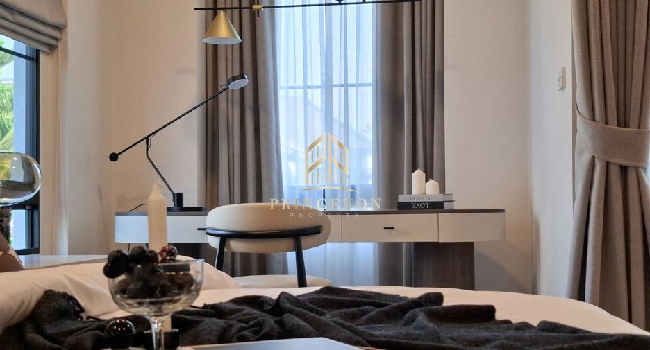 For rent and for sale 4 bedrooms house in Saphan Sung, Bangkok
