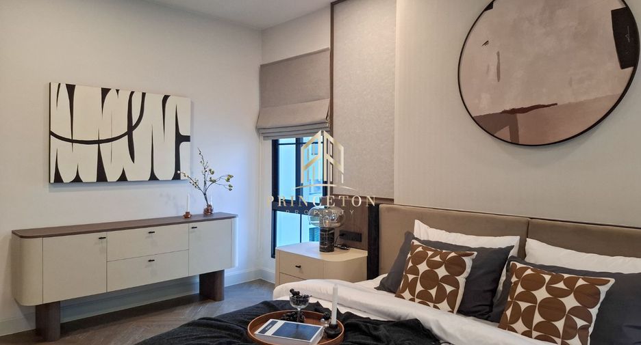 For rent and for sale 4 bedrooms house in Saphan Sung, Bangkok