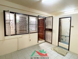 For sale 3 Beds townhouse in Lak Si, Bangkok